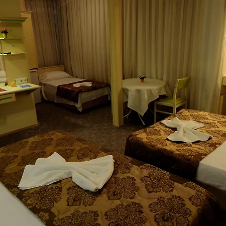 Hildegard Hotel 2*