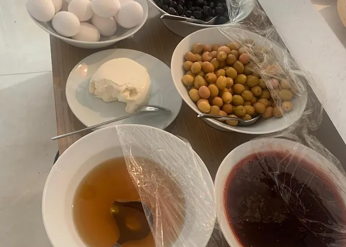 Отель Hildegard 3*